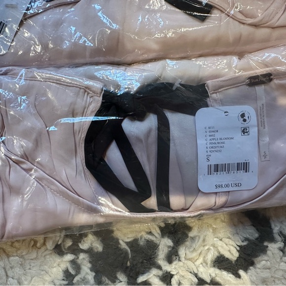 NWT Feee People Elegant Women's Pink Blouse - Picture 4 of 5